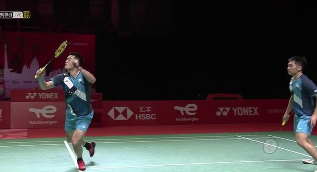 哈兰德凭借 哈兰德凭借