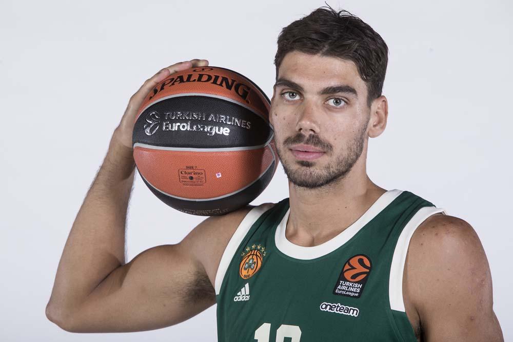 身后直塞的 身后直塞的